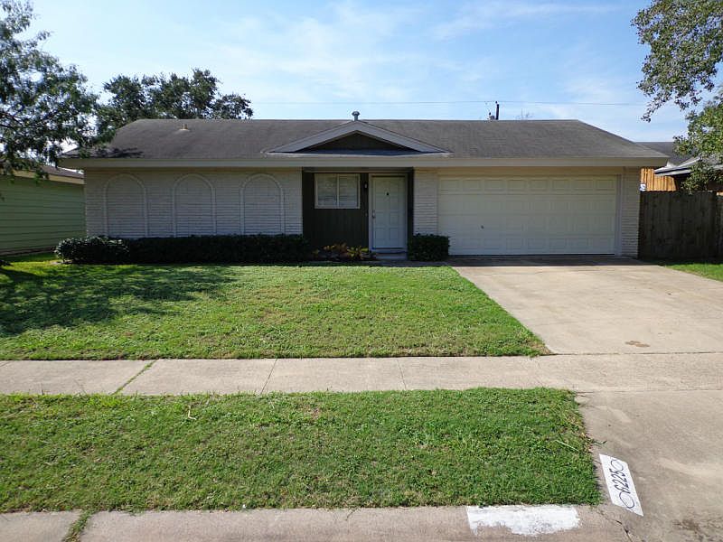 1st image of 6225 Birchwood Dr