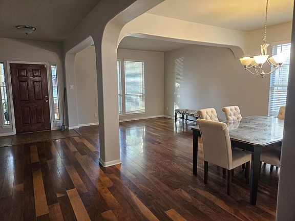 5th image of 11913 Cherisse Dr