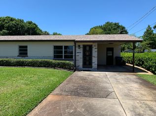 909 Lake Jessie Dr, Winter Haven, FL 33881