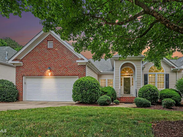 13 York Woods Pl, Durham, NC 27705
