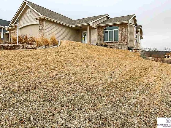 2nd image of 1420 Golden Hills Dr
