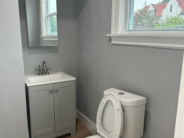39 West St #7 — Photo 8
