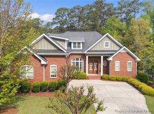 30 Spring Pond Ln, Spring Lake, NC 28390