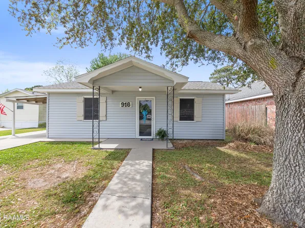 916 Olga St, Rayne, LA 70578