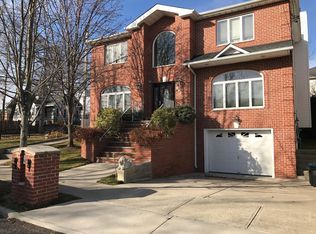 303 Ashland Ave, Staten Island, NY 10309