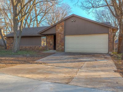 3026 W 68th Pl, Tulsa, OK, 74132
