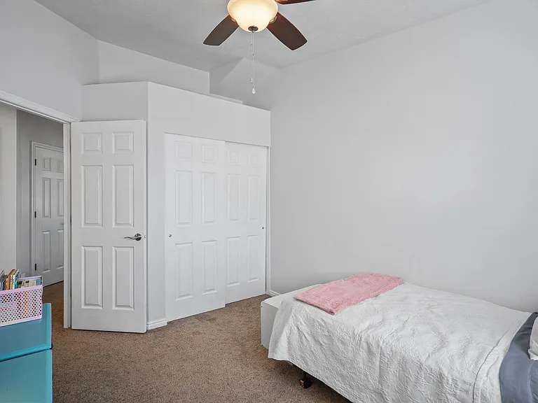 140 Bamberger Rd — Photo 25