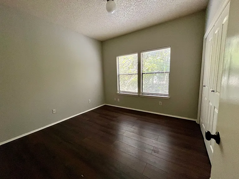 5309A Indio Dr — Photo 10