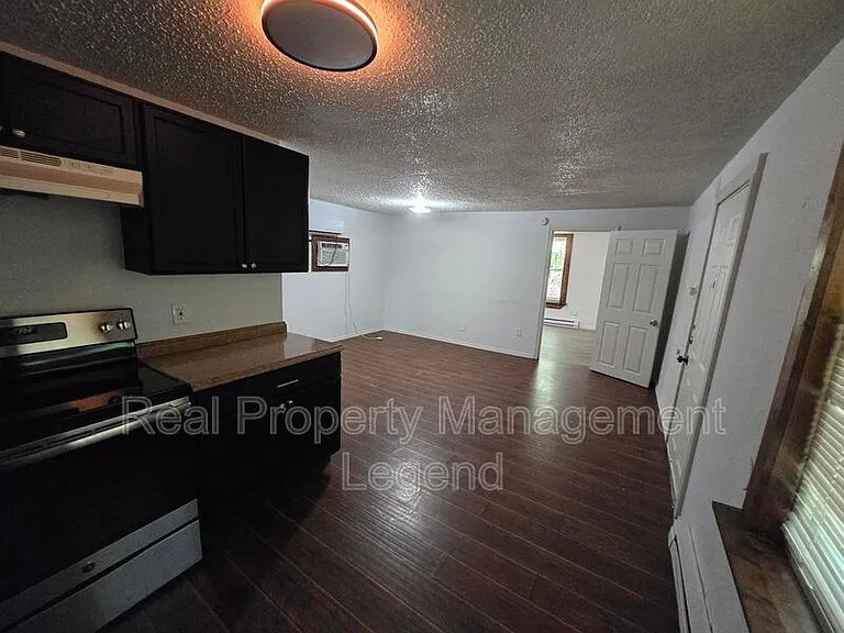 933 Gillham Rd #935 — Photo 1