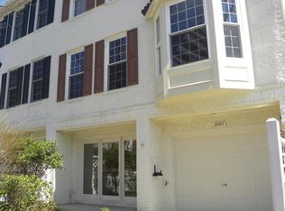 2707 Curzon Ct, Vienna, VA 22181