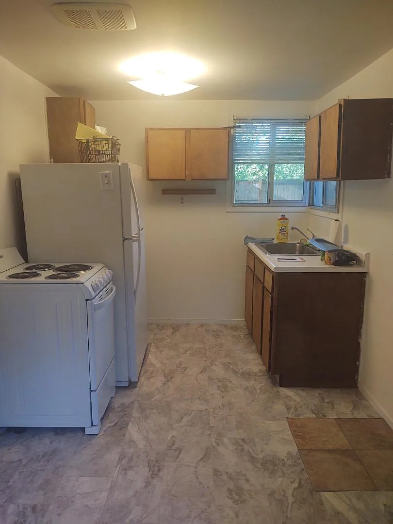 Unit Photo - 14514 Evanston Ave N #1/2