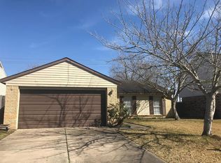 15939 Windom Dr, Webster, TX 77598