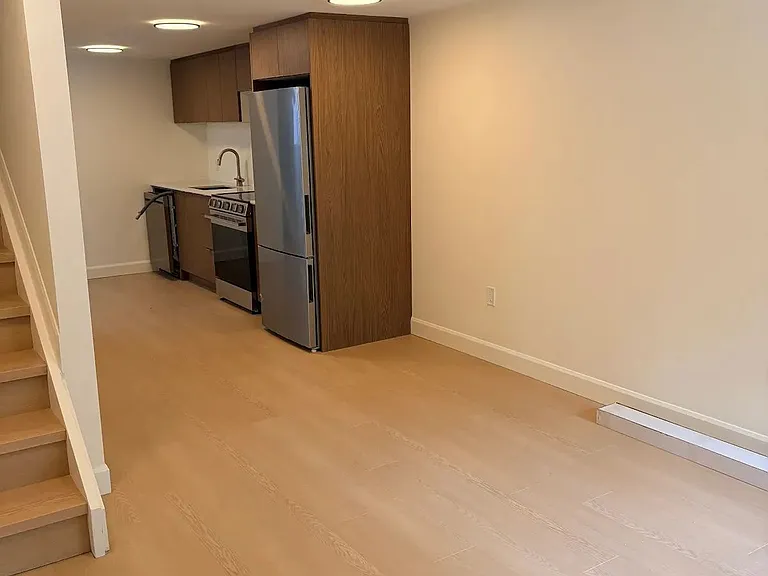 243 Bradford St #1A — Photo 3