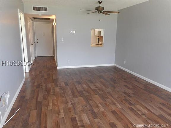 2nd image of 2309 Park Ln APT 112