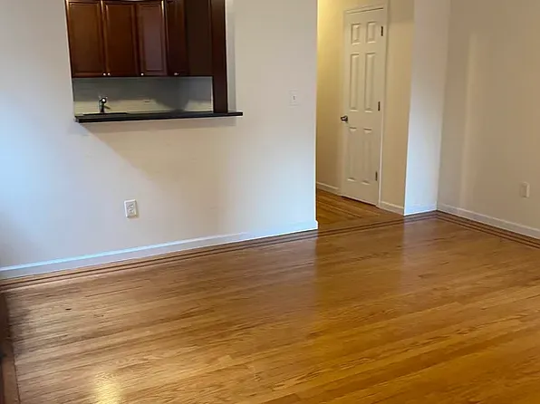 217 East 86th Street image 1 of 9