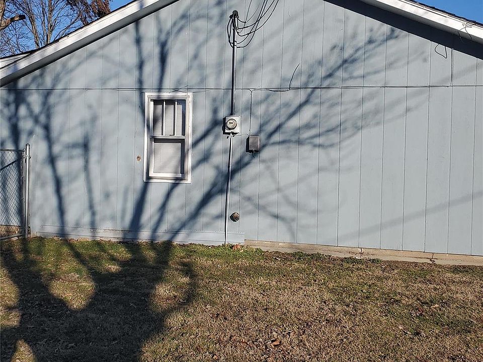 49 Delmo St, Sikeston, MO 63801 Zillow