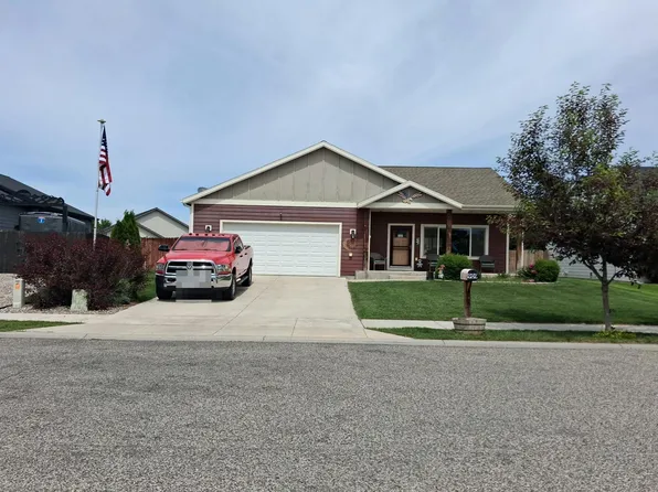 909 New Mexico Dr, Belgrade, MT 59714