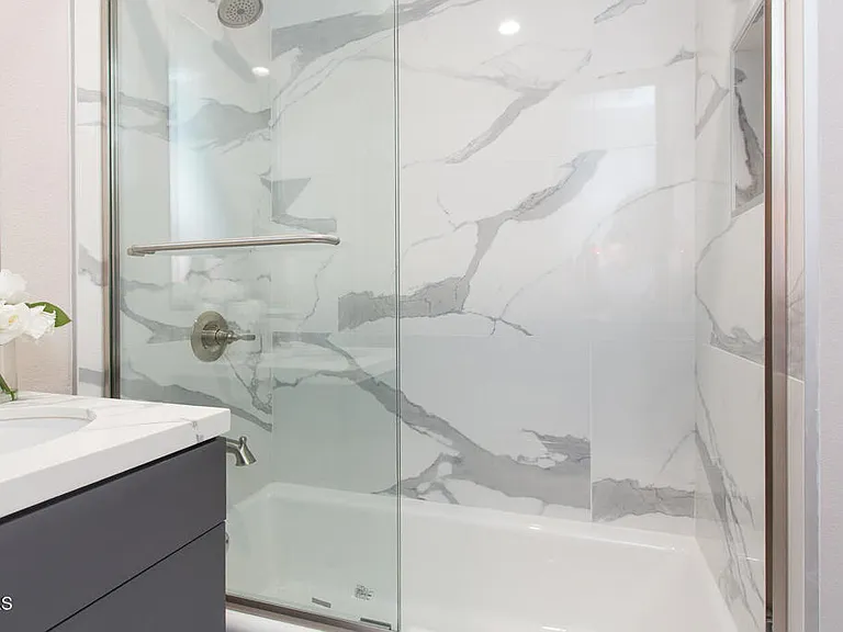 3682 Harriman Ave #2 — Photo 21