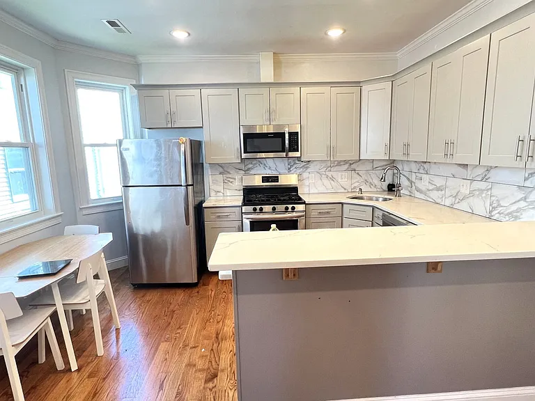 54 Crescent Ave #1 — Photo 3
