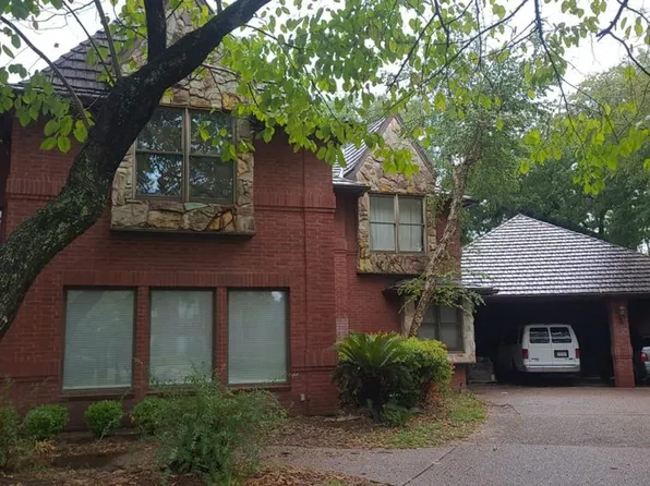 14007 Champions Hamlet Ct, Houston, TX 77069