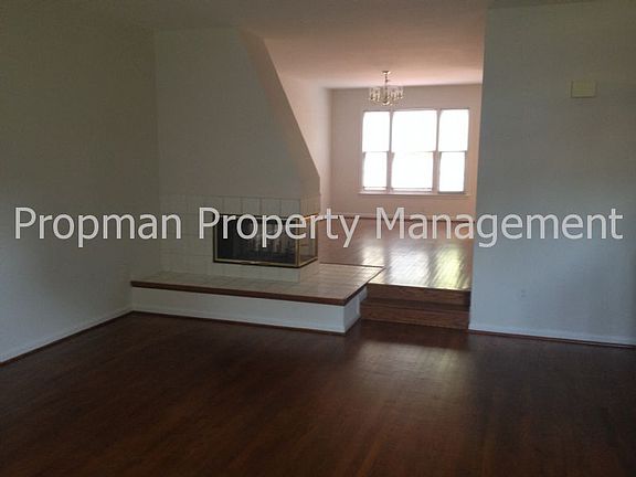 2nd image of 14558 Oakmere Dr
