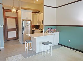 16 Balmoral St UNIT 301, Andover, MA 01810