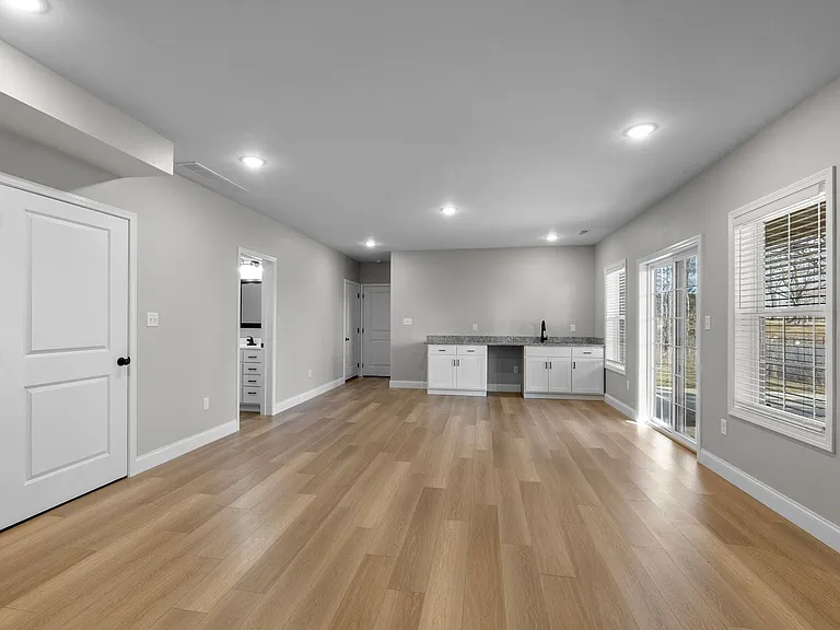 524 Old Poplar Rd — Photo 25