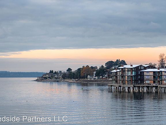 5th image of 4027 Beach Dr SW #11807832