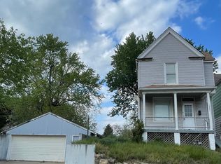 1321 Ridenbaugh St, Saint Joseph, MO 64501