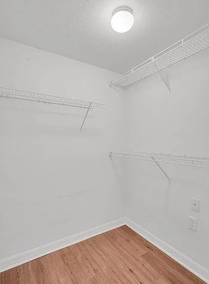 557 SE Prescott Pl — Photo 16
