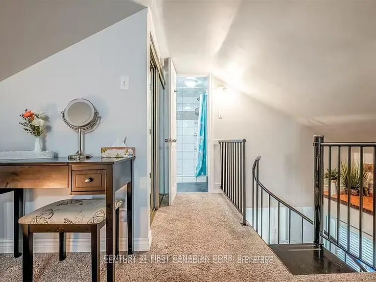 705 Conservation Dr #B — Photo 10