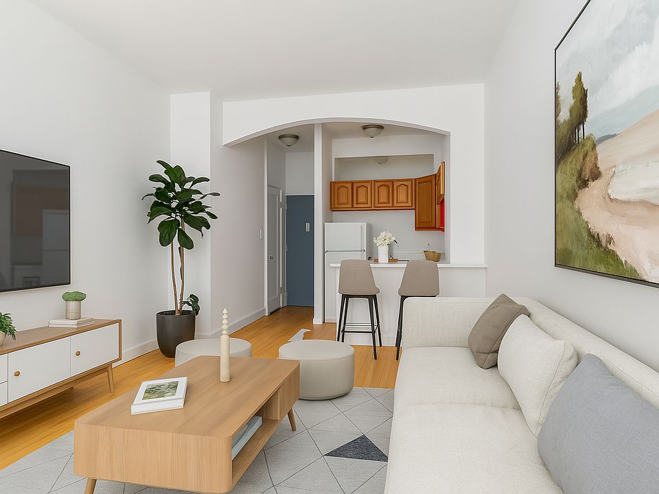2nd image of 45 Carmine St APT 2E