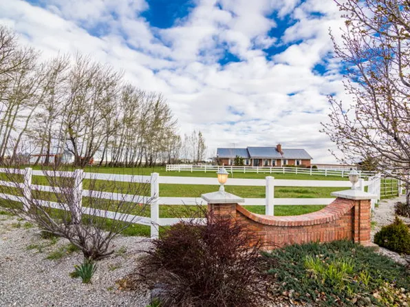 4228 W Broadway St, Idaho Falls, ID 83402