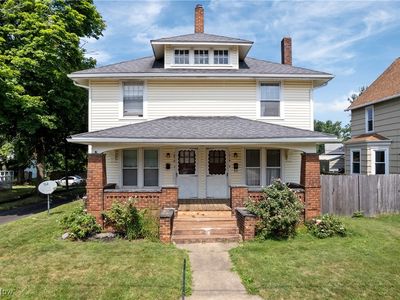 1814 Woodland Ave NW, Canton, OH, 44709