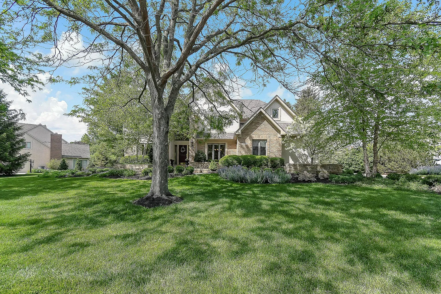 10932 Hastings Ln photo 1