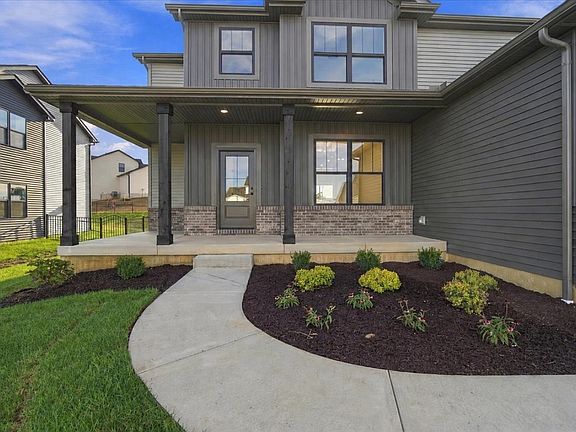 3rd image of 1003 Mount Carmel Rd