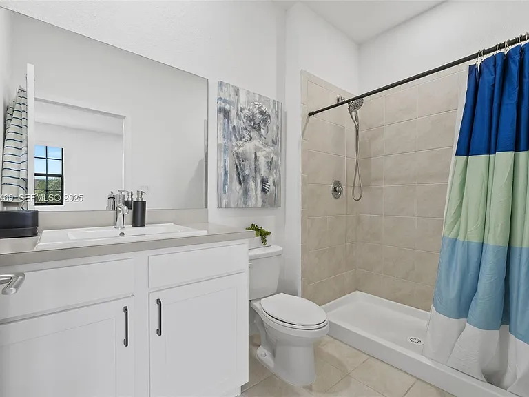 757 SW 11th St — Photo 20