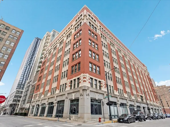 (undisclosed Address), Chicago, IL 60605