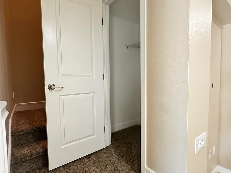 Coat closet