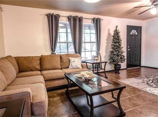 1261 Hilltop Dr, San Marcos, TX 78666