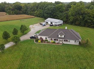 7698 E Red Tail Hawk Ln, Martinsville, IN 46151