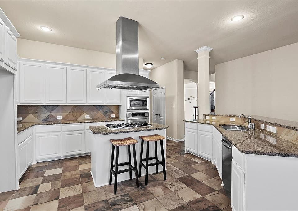 1st image of 1571 Bonham Pkwy