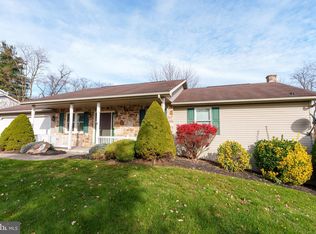 34 Cambridge Cir, Liverpool, PA 17045