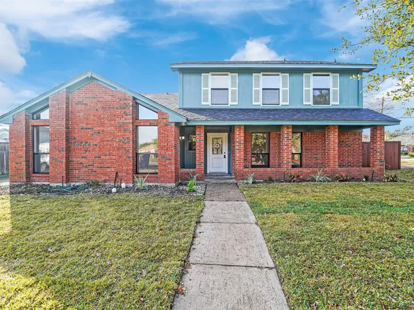 415 Kingsbridge Ct, Garland, TX 75040