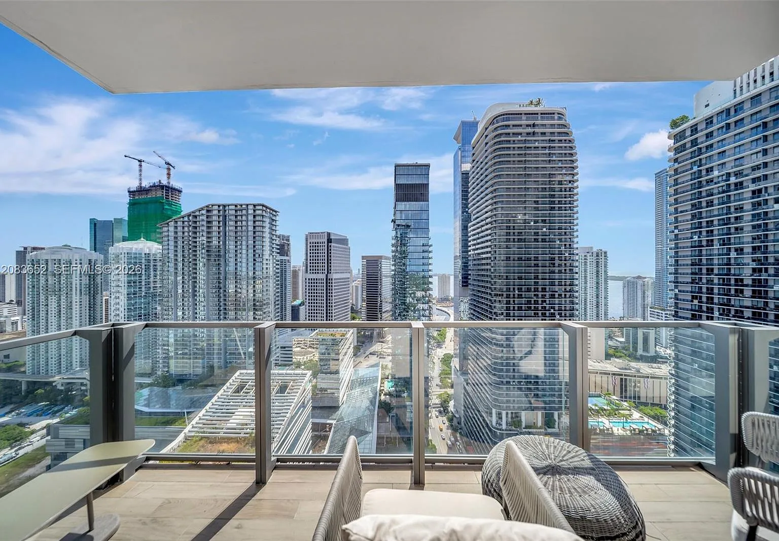 Rise Condo — Photo 4