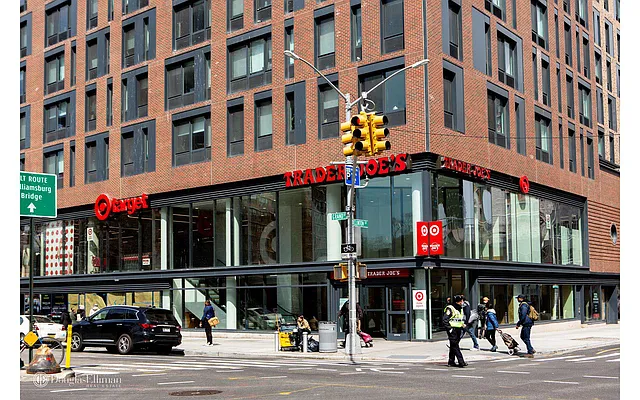 Sold by Douglas Elliman | media 27