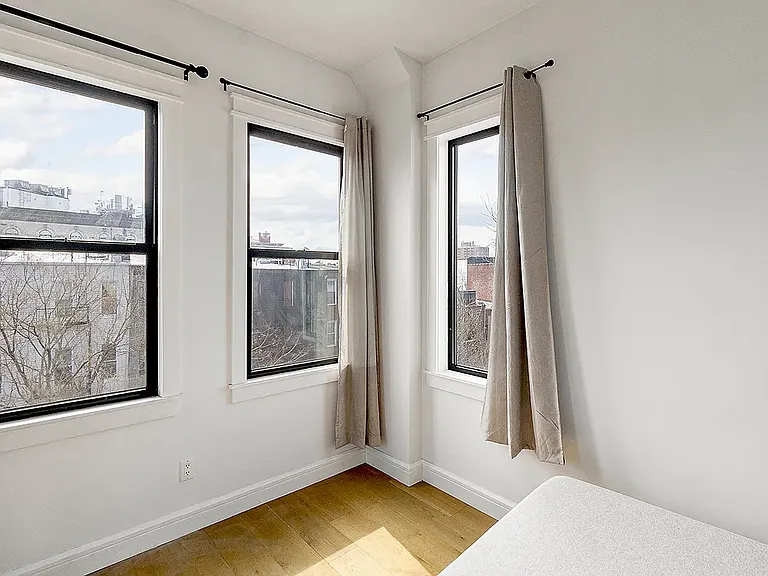 1370 Greene Ave #4 — Photo 7