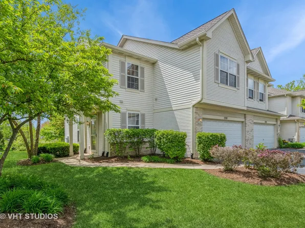 2397 Sunrise Cir, Aurora, IL 60503