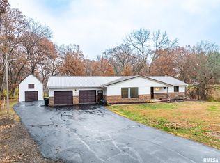 753 Susan Dr, Knoxville, IL 61448