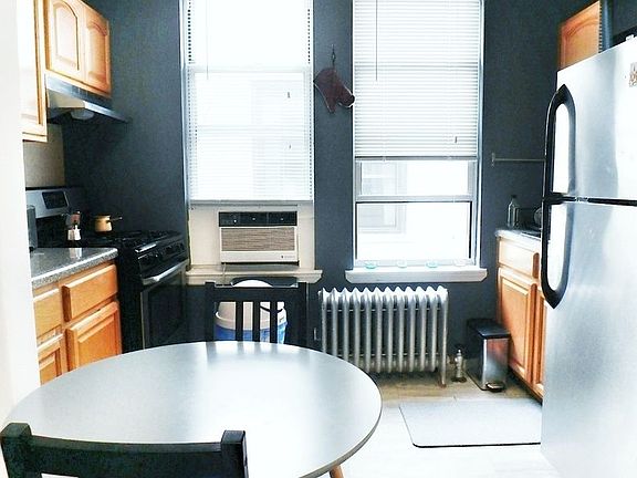 4th image of 30-68 37th St #3F